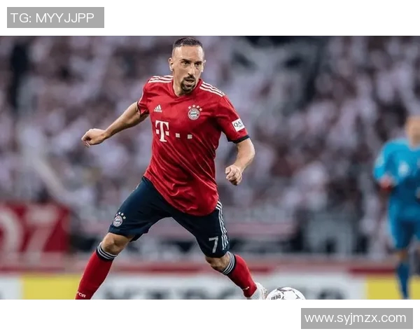 29岁足球球星当红时：瞩目风云人物